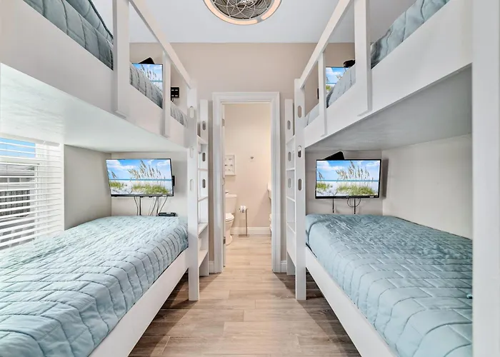 Holiday home Hangout Vista By Gsvr - Roof Deck, Game Room, Theater & Pool - Prime Location Free Activities And Golf!