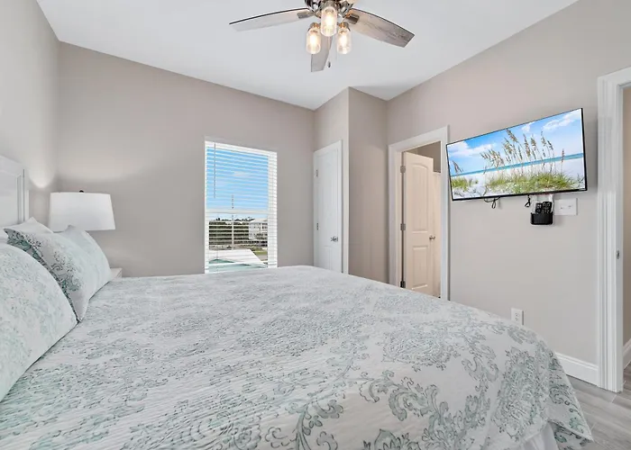 Holiday home Hangout Vista By Gsvr - Roof Deck, Game Room, Theater & Pool - Prime Location Free Activities And Golf! *