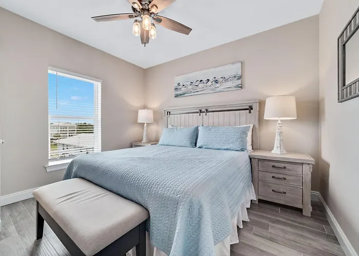 Hangout Vista By Gsvr - Roof Deck, Game Room, Theater & Pool - Prime Location Free Activities And Golf! Gulf Shores
