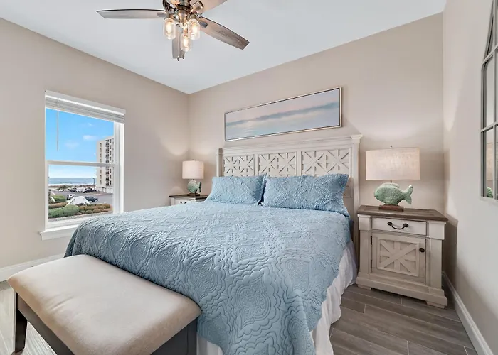 Hangout Vista By Gsvr - Roof Deck, Game Room, Theater & Pool - Prime Location Free Activities And Golf! * Gulf Shores