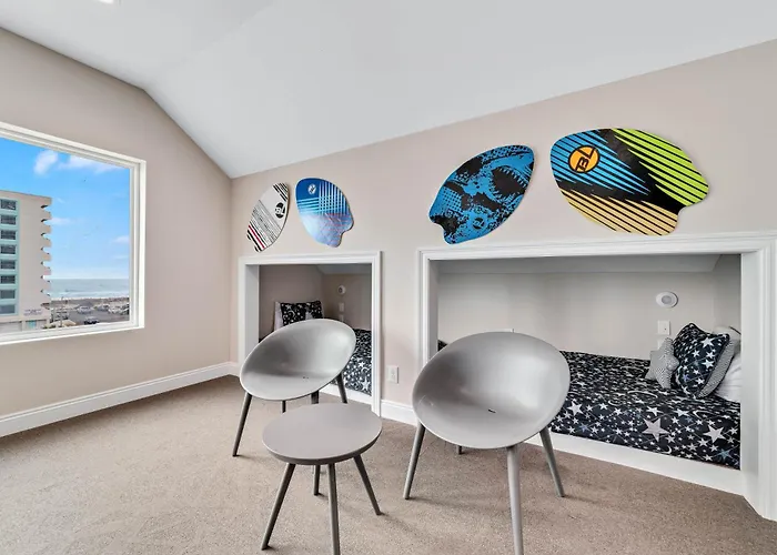 Hangout Vista By Gsvr - Roof Deck, Game Room, Theater & Pool - Prime Location Free Activities And Golf! Holiday home